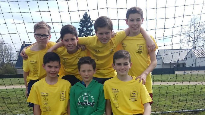 Les benjamins garçons sacrés Champions départementaux UGSEL de Futsal